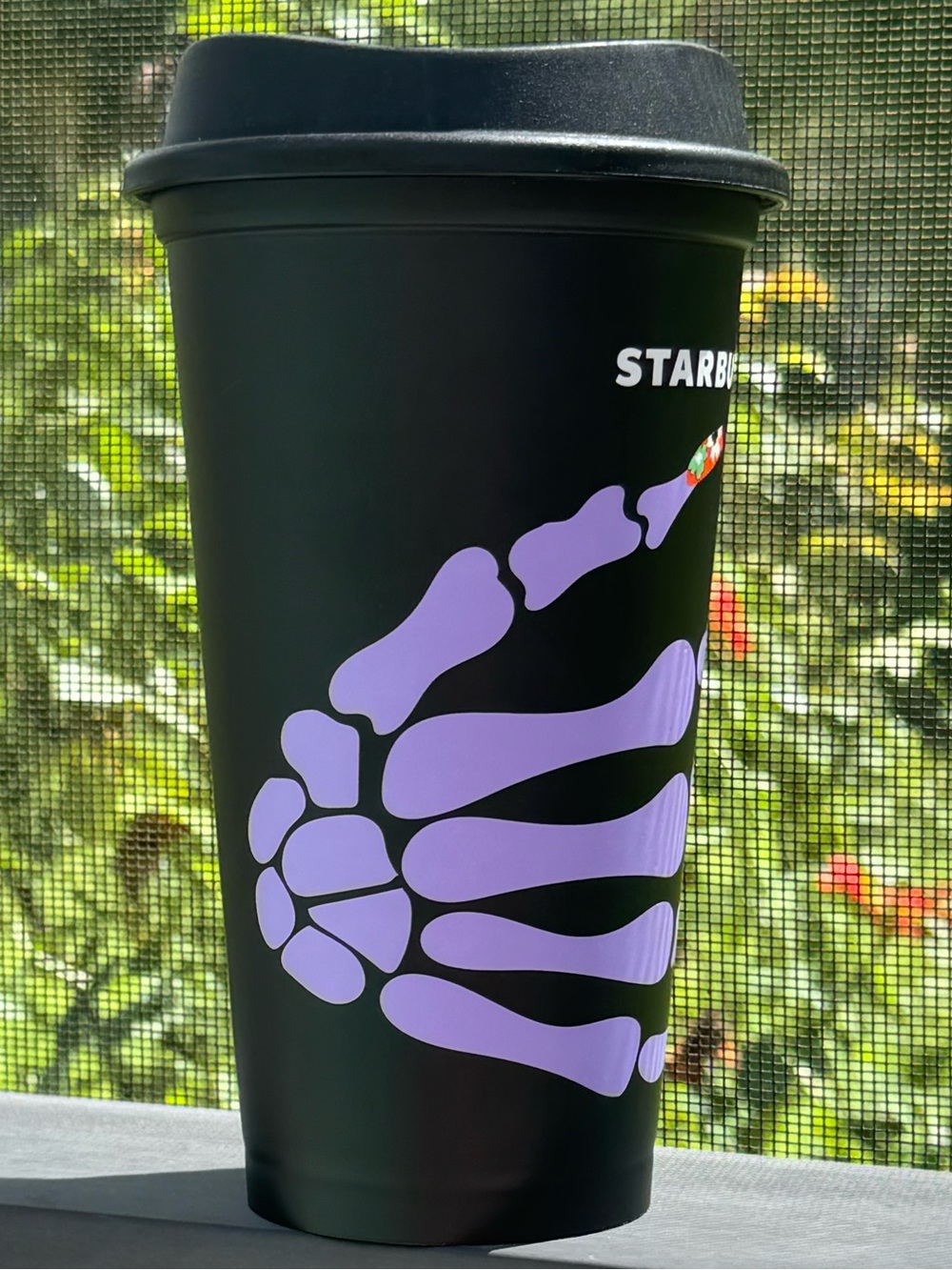 Starbucks Halloween Skeleton Nails Black Reusable Hot Cup Tumbler 16 oz - Picture 3 of 3